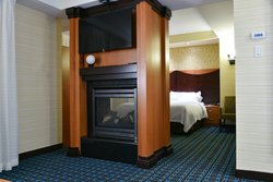 - Fairfield Inn & Suites by Marriott Bradley Airport Windsor Locks