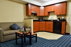 - Fairfield Inn & Suites by Marriott Bradley Airport Windsor Locks