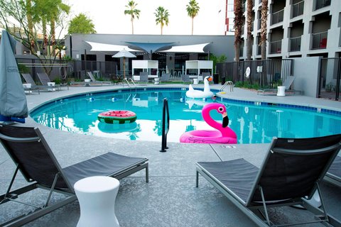 Outdoor Pool Amenities
