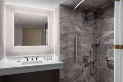  - Marriott Fallsview Hotel & Spa Niagara Falls