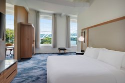  - Fairfield Inn & Suites by Marriott Madison