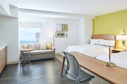  - Element Hotel Downtown Austin - I-35, Exit 234B