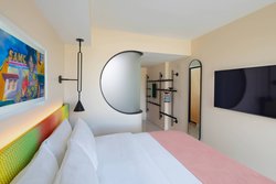  - Moxy Hotel by Marriott South Beach Miami Beach