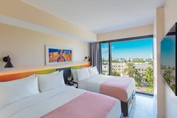  - Moxy Hotel by Marriott South Beach Miami Beach