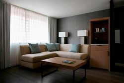  - Marriott City Center Hotel Charlotte - I-277, Exit 3B