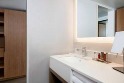  - Marriott City Center Hotel Charlotte - I-277, Exit 3B