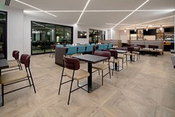  - Residence Inn by Marriott Valencia - I-5, Exit 170