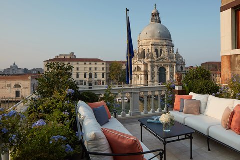 THE ST REGIS VENICE - Photo 63
