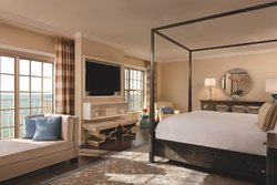  - Ritz-Carlton Hotel Naples