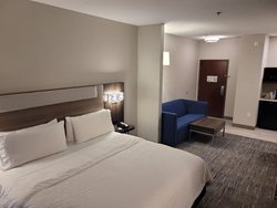  - Holiday Inn Express & Suites Starkville