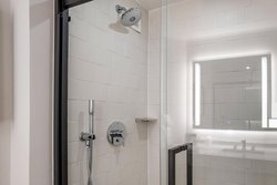  - Sheraton Suites Wilmington - I-95, Exit 7