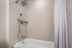  - Sheraton Suites Wilmington - I-95, Exit 7