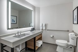  - Sheraton Suites Wilmington - I-95, Exit 7