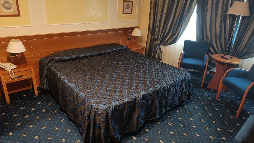 HOTEL LEMI-guestroom-GUEST ROOM.jpg