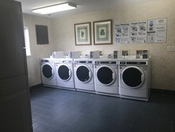  - HomeTowne Studios & Suites Concord - I-85, Exit 49