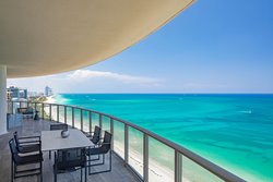  - St Regis Bal Harbour Resort