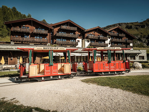 RIFFELALP RESORT 2222M - Photo 38