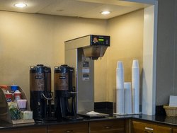  - Red Roof Inn Norfolk Airport Virginia Beach - I-64, Exit 282