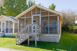  - Half Moon Motel & Cottages Laconia