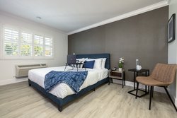  - Wafer 450 Hotel Santa Clara