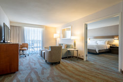  - Crowne Plaza Hotel Ventura Beach