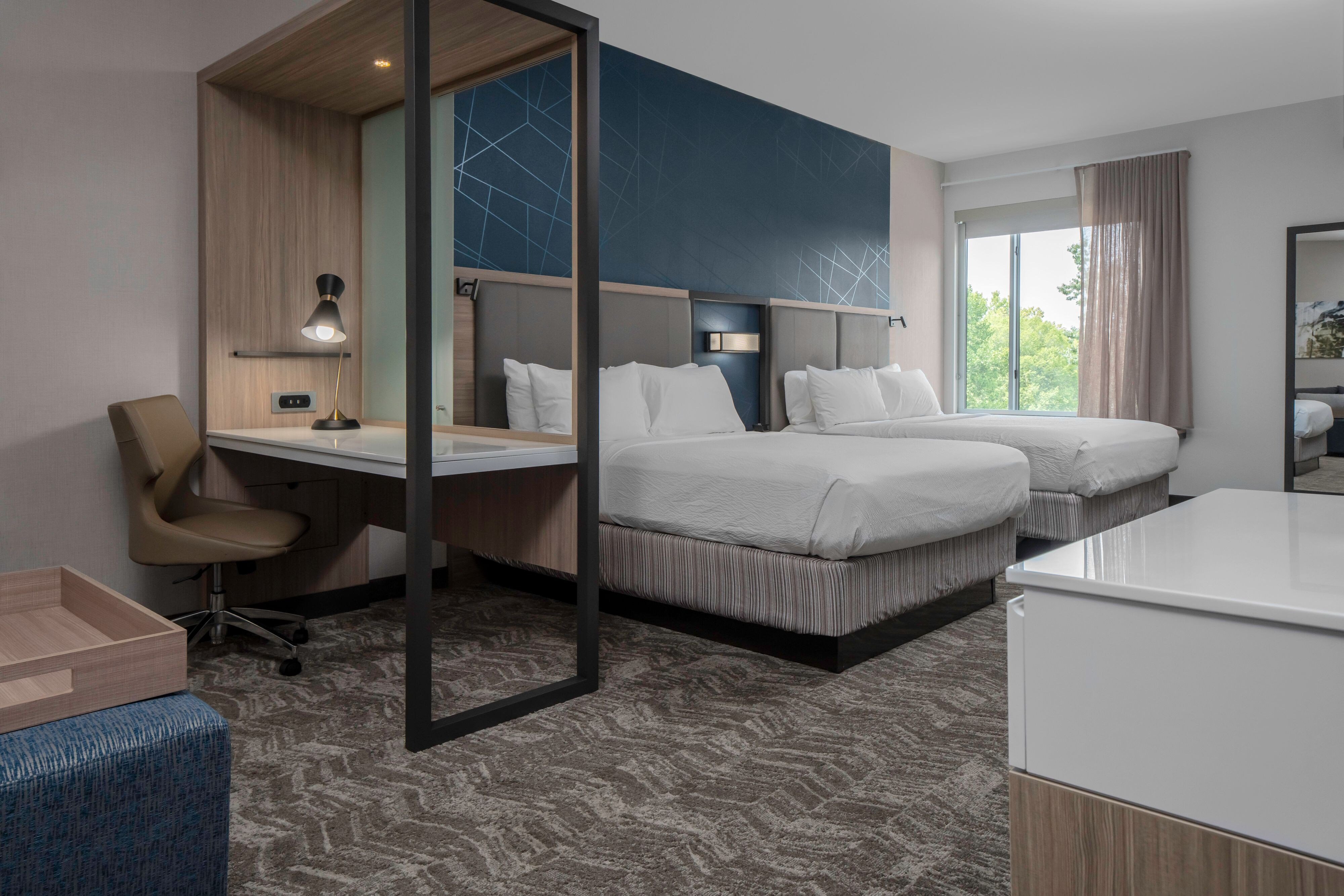 SpringHill Suites by Marriott Charlotte Huntersville-guestroom-Queen Queen Suite.jpg
