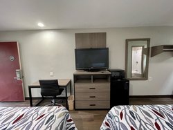  - Red Roof Inn Lafayette - I-10, Exit 101