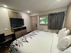  - Red Roof Inn Lafayette - I-10, Exit 101