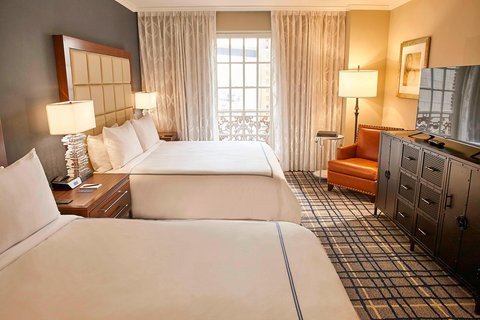 THE ADOLPHUS - Photo 11