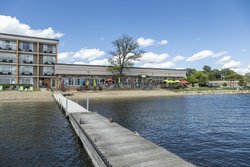  - Holiday Inn Detroit Lakes