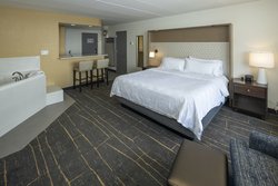  - Holiday Inn Detroit Lakes