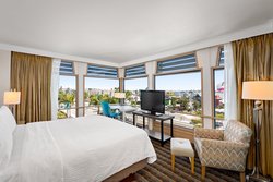  - Holiday Inn Bayside San Diego