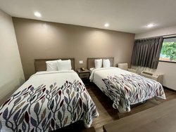  - Red Roof Inn Lafayette - I-10, Exit 101