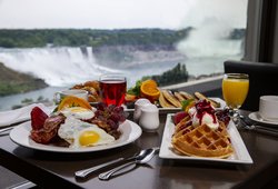  - Crowne Plaza Hotel Niagara Falls