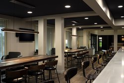  - Courtyard by Marriott Hotel Springfield - I-95 & I-495, Exit 169