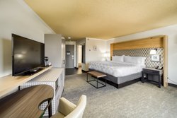  - Holiday Inn Downtown Historic District - I-10, Exit 26B