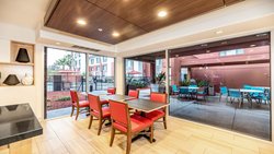  - Holiday Inn Express & Suites Fremont - I-880, Exit 15