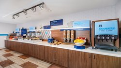  - Holiday Inn Express & Suites Fremont - I-880, Exit 15