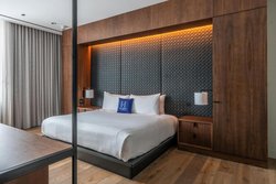  - Hotel at Midtown Chicago - I-90 & I-94, Exit 47