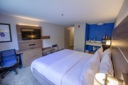  - Holiday Inn Express & Suites Lincoln