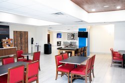  - Holiday Inn Express & Suites Portland