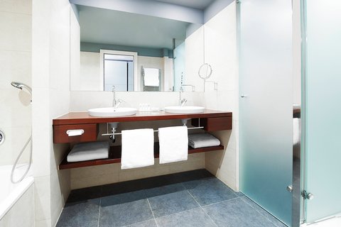 LE MERIDIEN RA BEACH HOTEL SPA - Photo 56