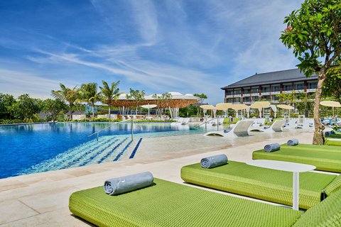Atomic 17 Main Pool