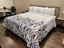  - Red Roof Inn Lafayette - I-10, Exit 101