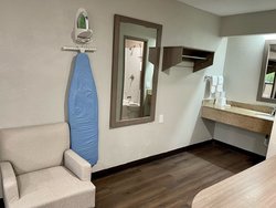  - Red Roof Inn Lafayette - I-10, Exit 101