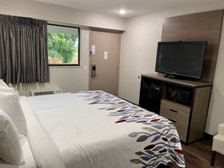  - Red Roof Inn Lafayette - I-10, Exit 101