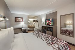  - Red Roof Inn Trevose - I-276, Exit 351 & 352