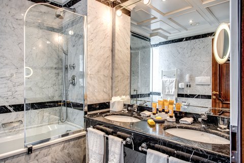 HOTEL SPLENDIDE ROYAL ROMA - Photo 43
