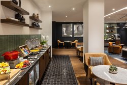  - Marriott Hotel Airport South Austin - I-35, Exit 230