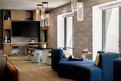  - Marriott Hotel Airport South Austin - I-35, Exit 230